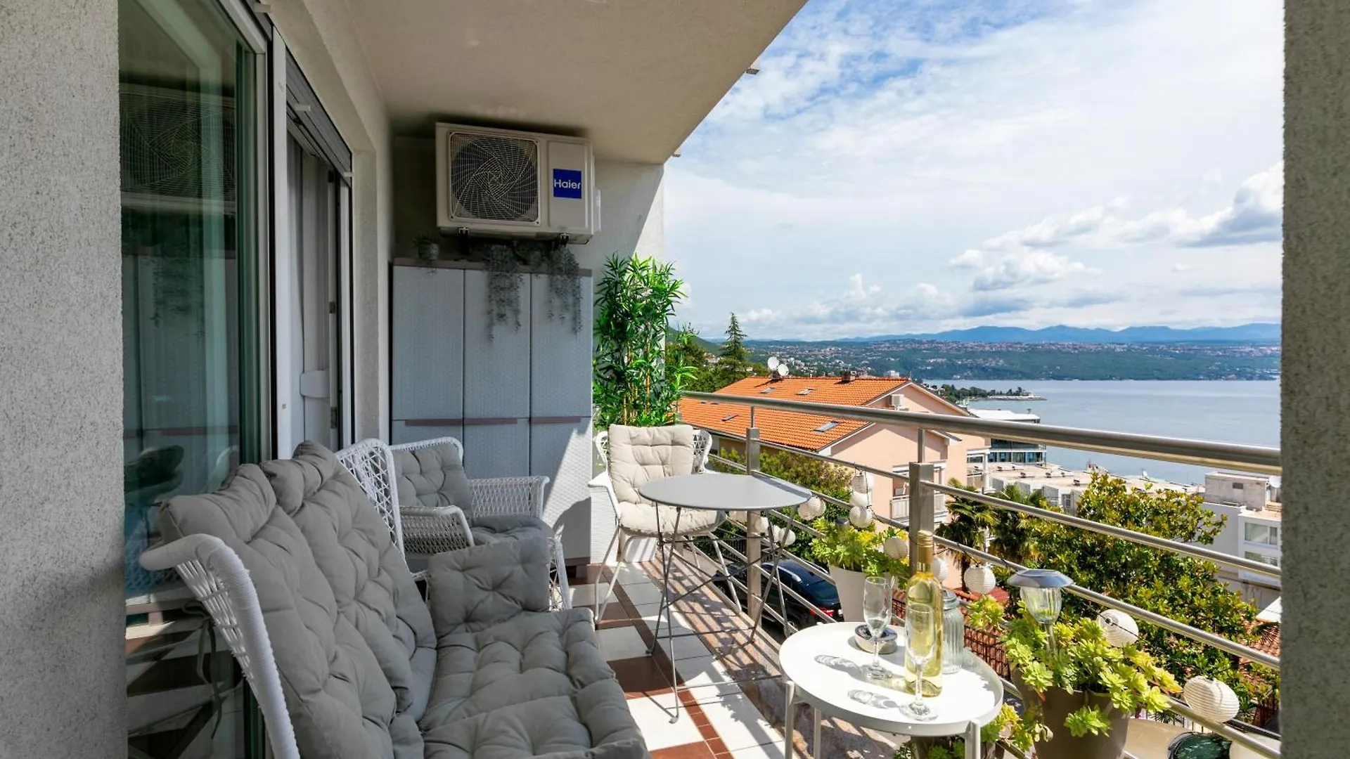 Old Lady Opatija Apartment Croatia
